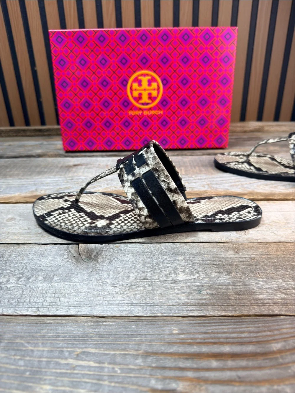 Tory Burch Snake-Print Thong Sandals - Black & Cream